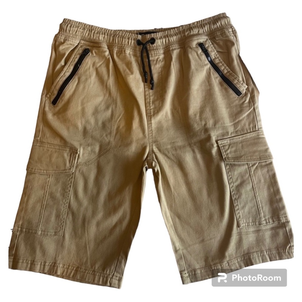 Men’s akademiks cargo shorts, Sz L, stretch waistband, drawstring, dark khaki